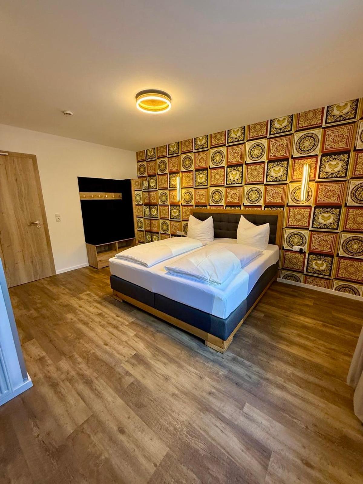 Hotel Restaurant Unikat Zeltingen-Rachtig Dış mekan fotoğraf